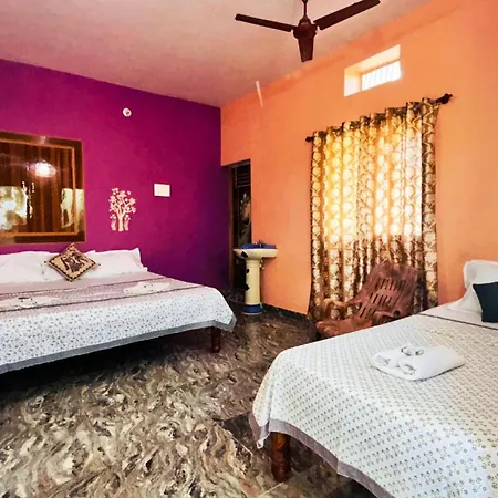 Roshini'S Home Stay Hampi Exterior photo