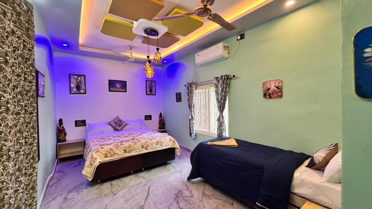 Roshini's Hampi